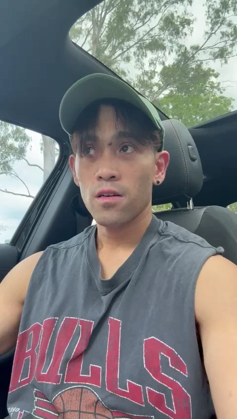 Dominic Tan sharing their coaching experience