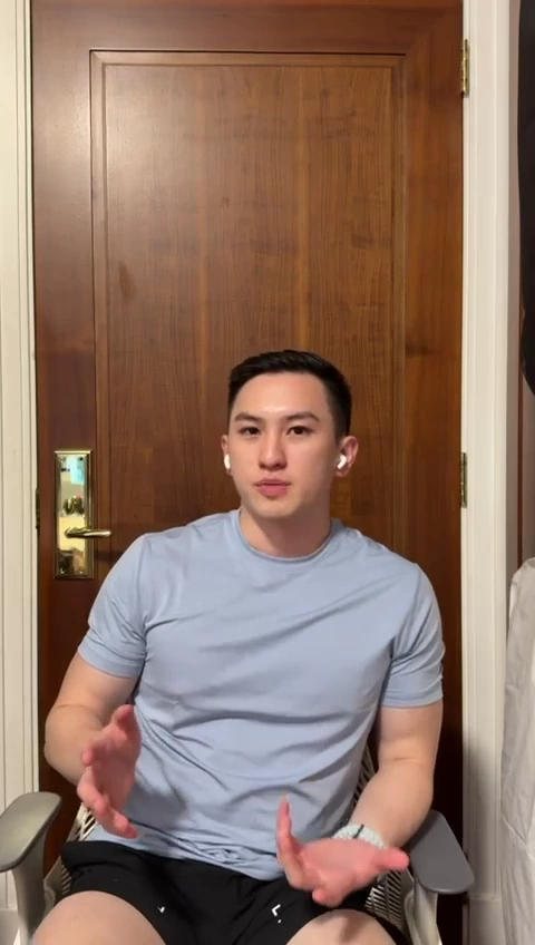 Jonathan Tang sharing their coaching experience